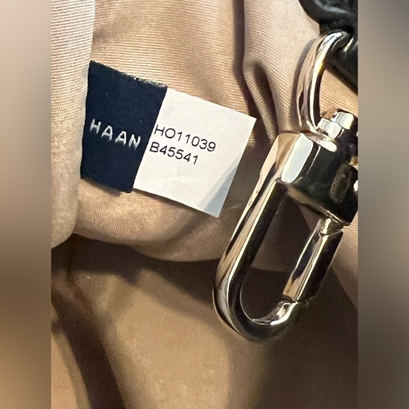 COLE HAAN CARRINGTON SATCHEL | Lizard Print / Texture | Large - Picture 12 of 17